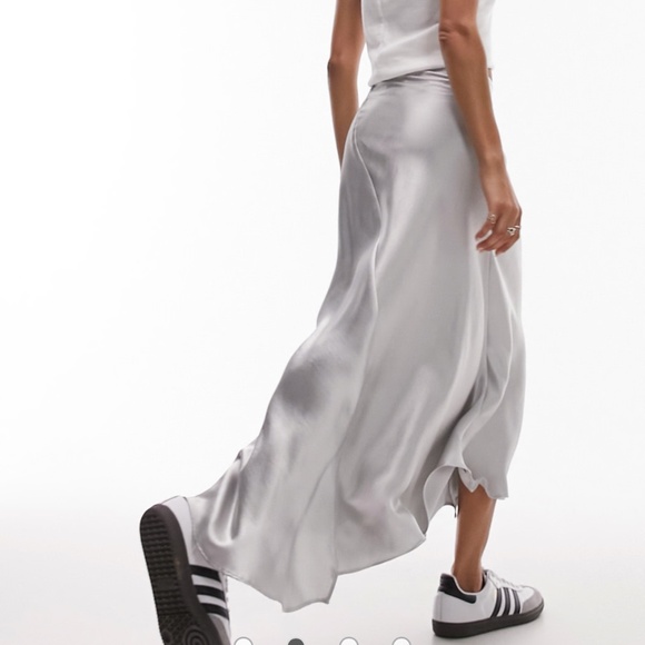 TOPSHOP NWT Silver Fishtail Asymmetric Hem Midi Satin Skirt 8 - Picture 4 of 12